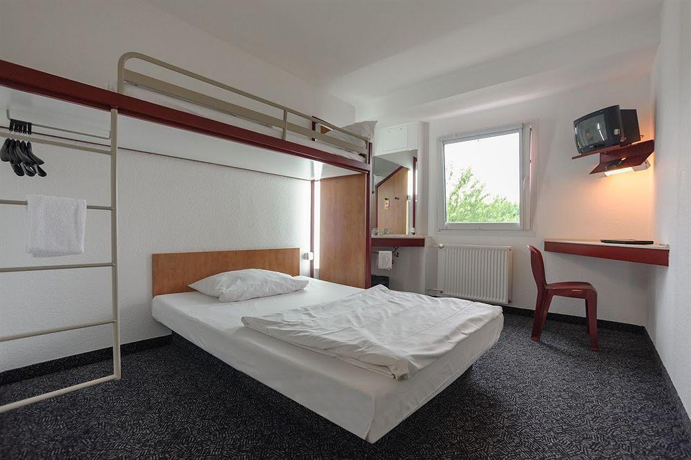 Bon Marche Hotel Bochum Bagian luar foto